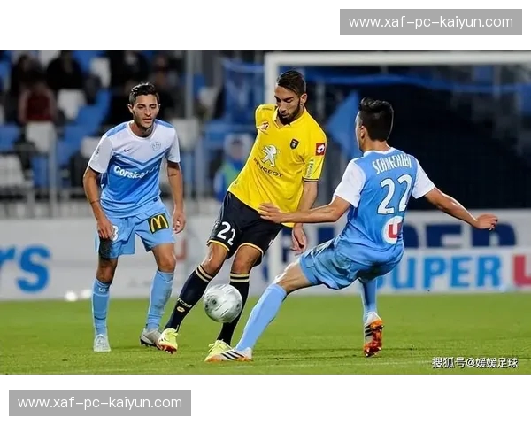 绿巨人与冠军荣耀：索尔纳与哈马比的足球史诗